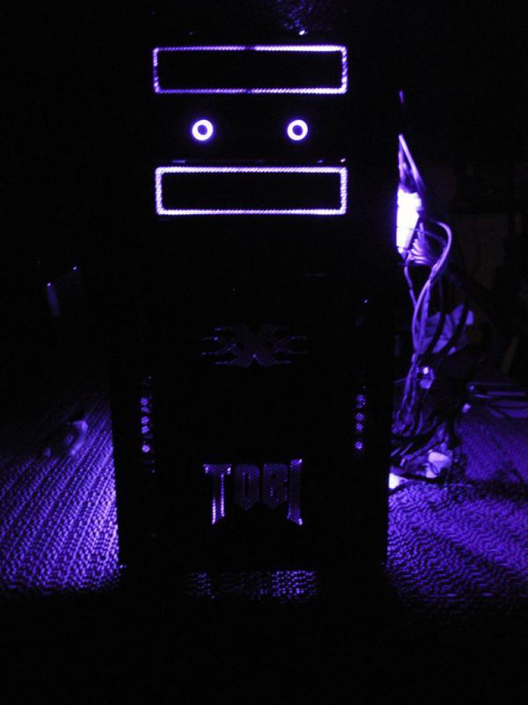 [21/05/2010] Triple xXx meets HAF: Casemod-Tagebuch der Superlative (231)