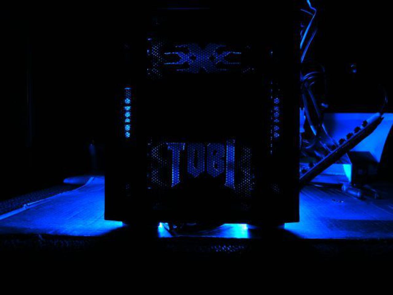 [21/05/2010] Triple xXx meets HAF: Casemod-Tagebuch der Superlative (233)