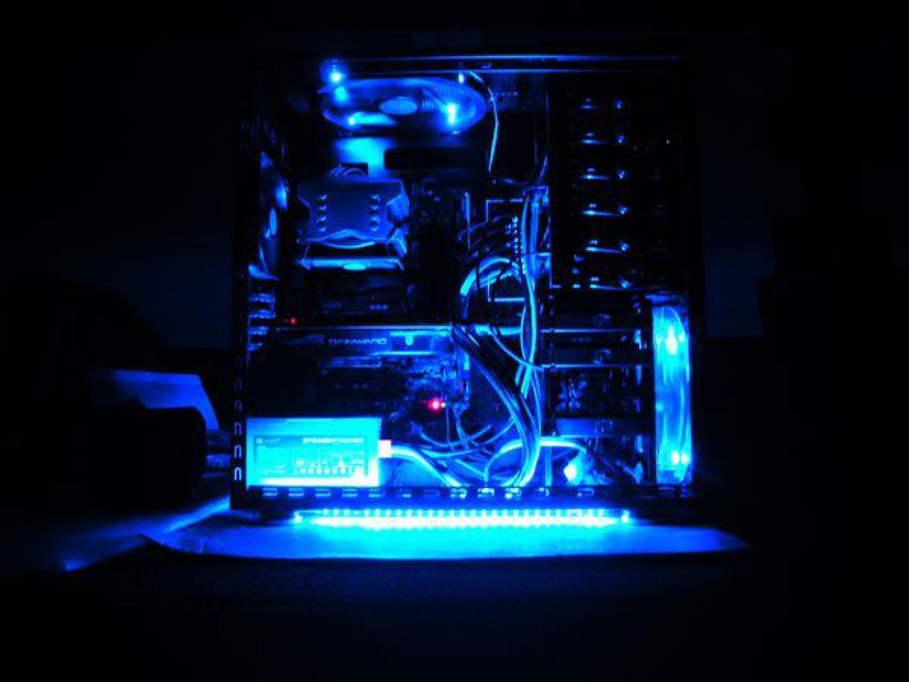 [21/05/2010] Triple xXx meets HAF: Casemod-Tagebuch der Superlative (235)