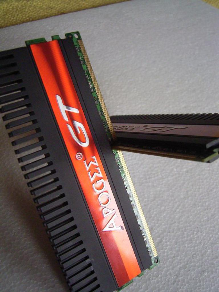 [21/05/2010] Triple xXx meets HAF: Casemod-Tagebuch der Superlative (276)