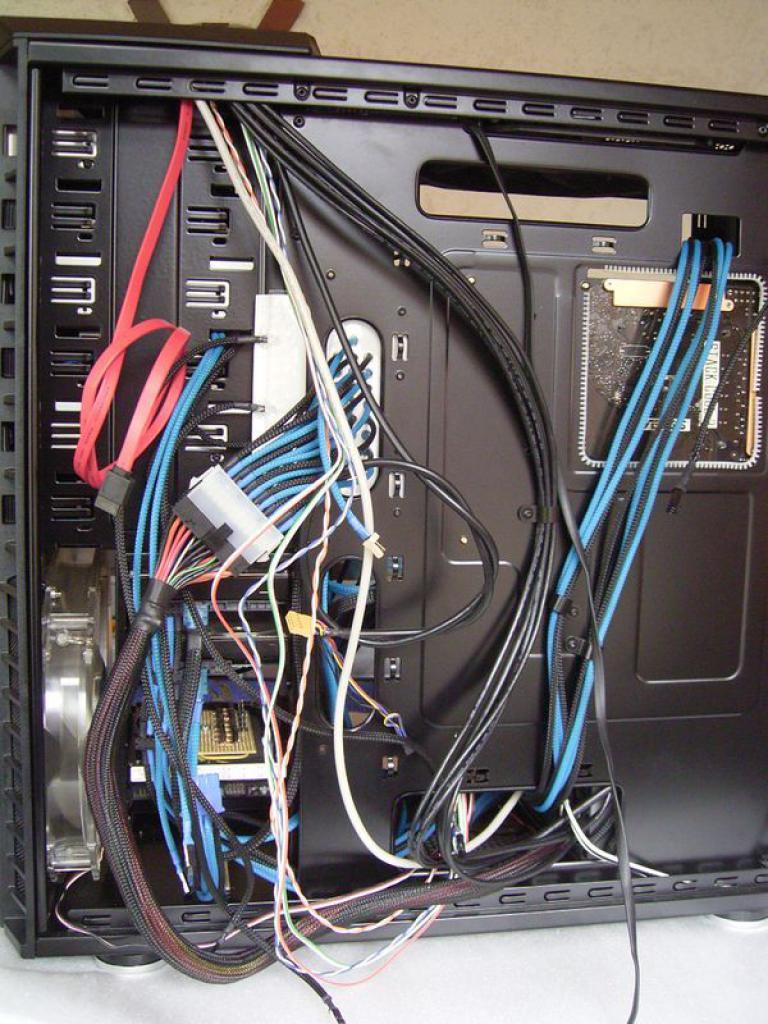 [21/05/2010] Triple xXx meets HAF: Casemod-Tagebuch der Superlative (278)