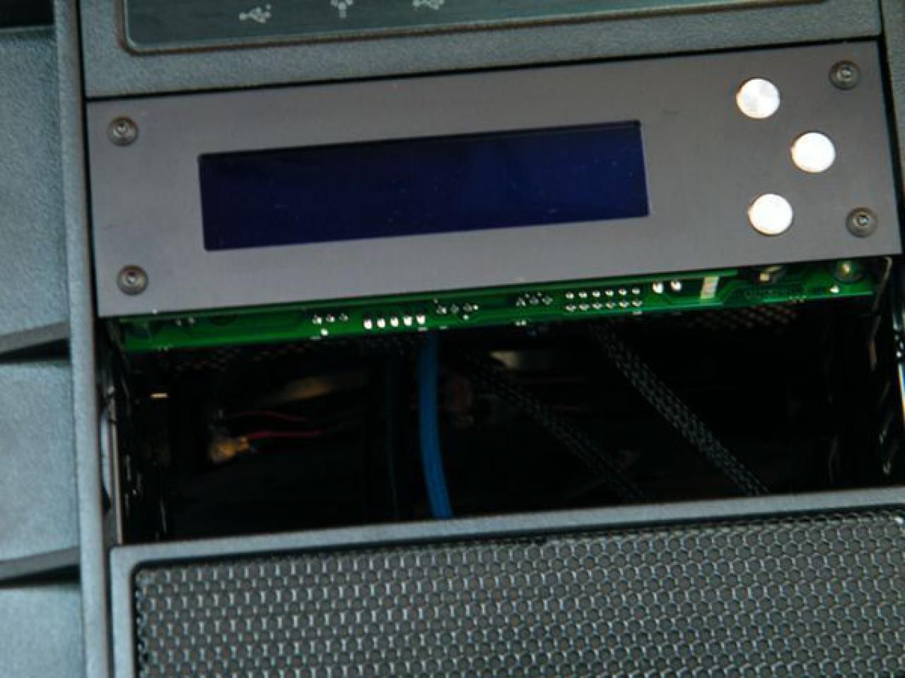 [21/05/2010] Triple xXx meets HAF: Casemod-Tagebuch der Superlative (296)