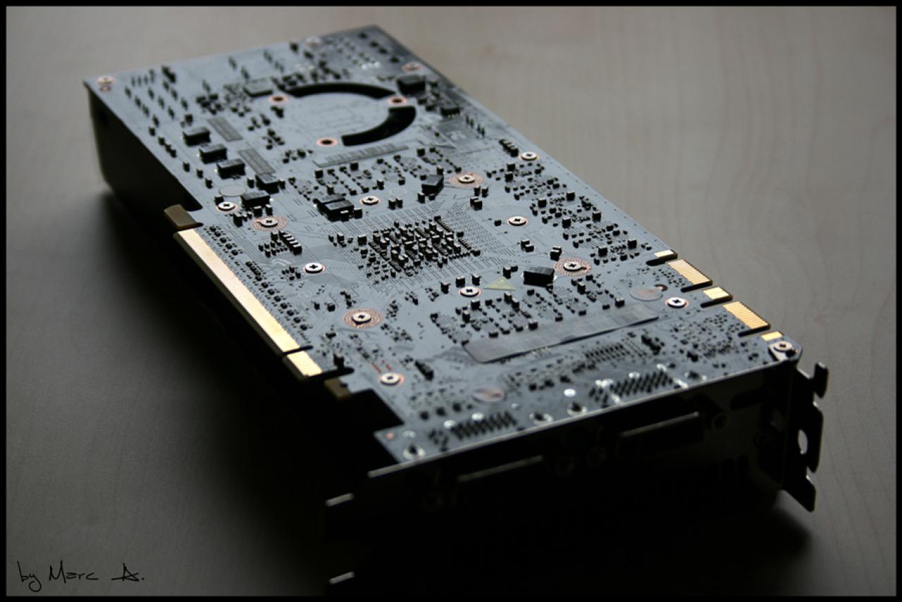 [28/05/2010] Casemod-Projekt Black meets Blue - Nun mit gemoddeter Soundkarte (13)