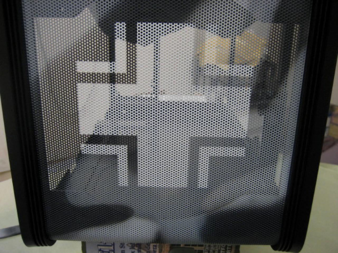 [11/05/2010] NZXT Panzerbox: Wolfenstein-Casemod im Youtube-Video (14)