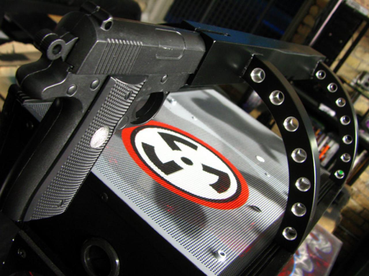[11/05/2010] NZXT Panzerbox: Wolfenstein-Casemod im Youtube-Video (18)