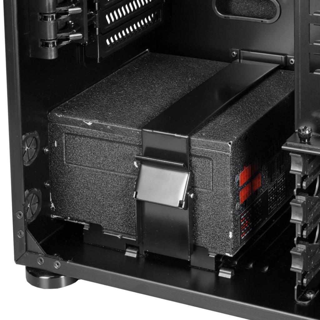 [11/05/2010] Lian-Li PC-X2000F (17)