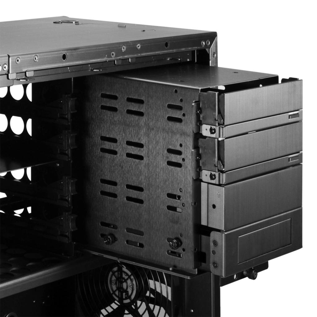[11/05/2010] Lian-Li PC-X2000F (22)