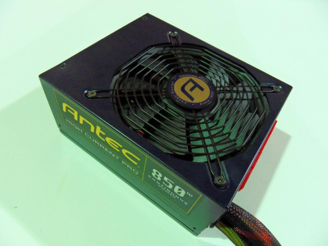 [04/06/2010] Antec High Current Pro (1)