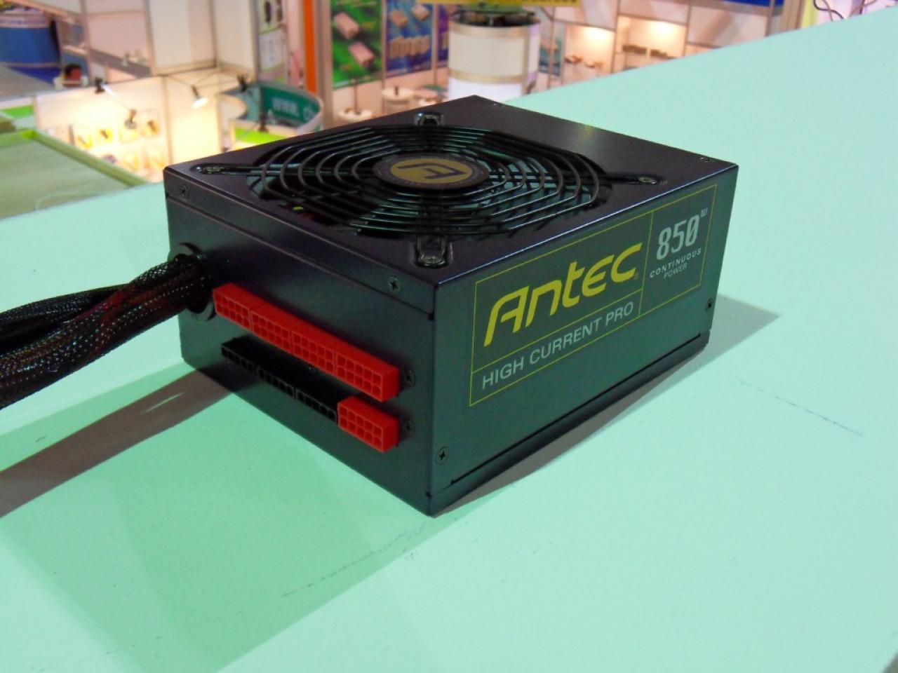 [04/06/2010] Antec High Current Gamer