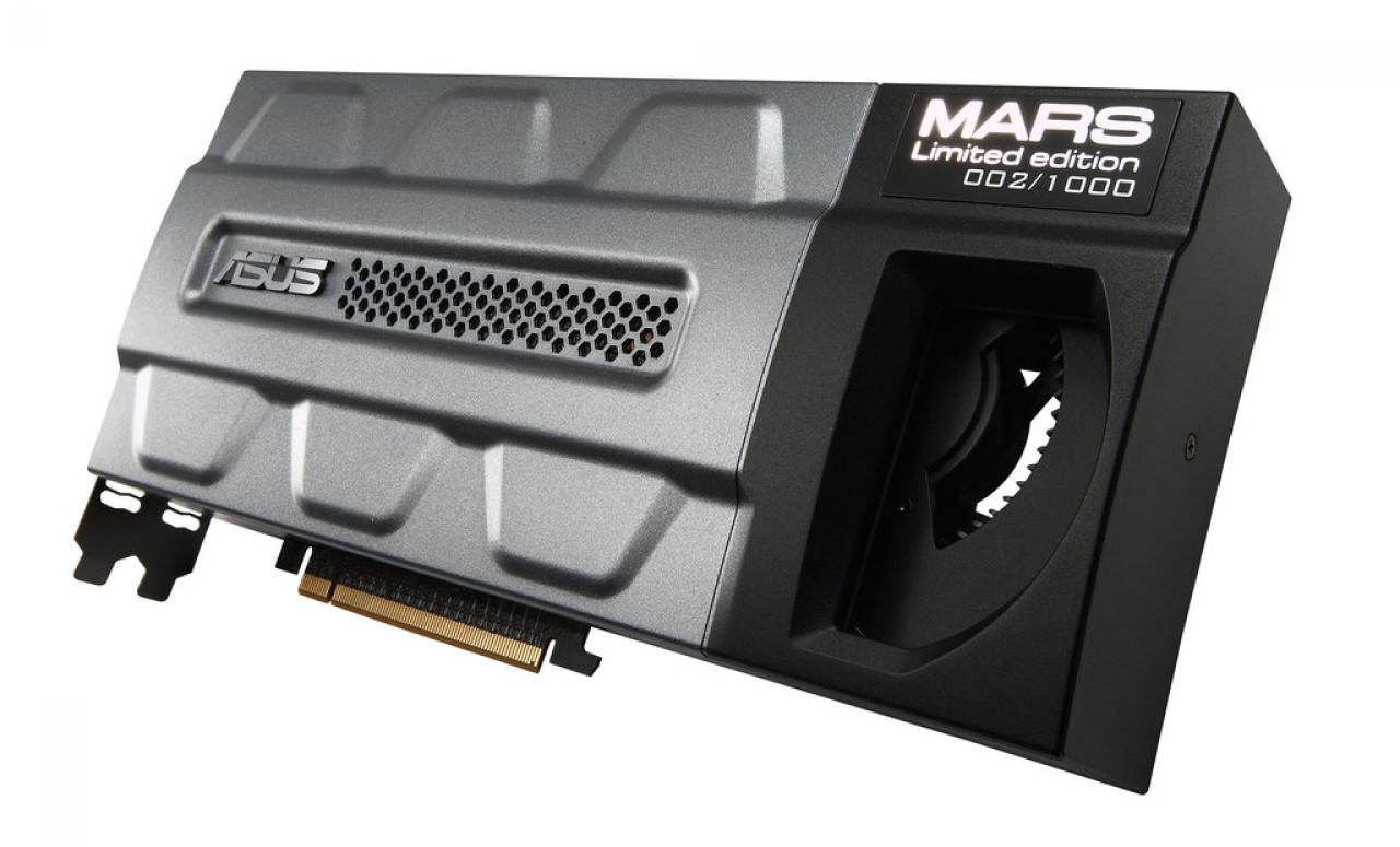 [25/06/2010] Die Asus MARS war der Vorgänger der Ares, setzte aber noch auf zwei GT200-Grafikchips. Im Gegensatz zur GTX 295 waren diese allerdings mit voller Taktrate, sämtlichen Funktionseinheiten und jeweils zwei GiByte GDDR3-RAM angetreten. Stabilitätsprobleme und exorbitanter Stromverbrauch standen enormer FPS-Leistung gegenüber. Warum man eine nach einem Schokoriegel - oder war's doch ein römischer Kriegsgott? - benannte Grafikkarte durchgehend groß schreiben muss, haben wir noch nicht herausgefunden.