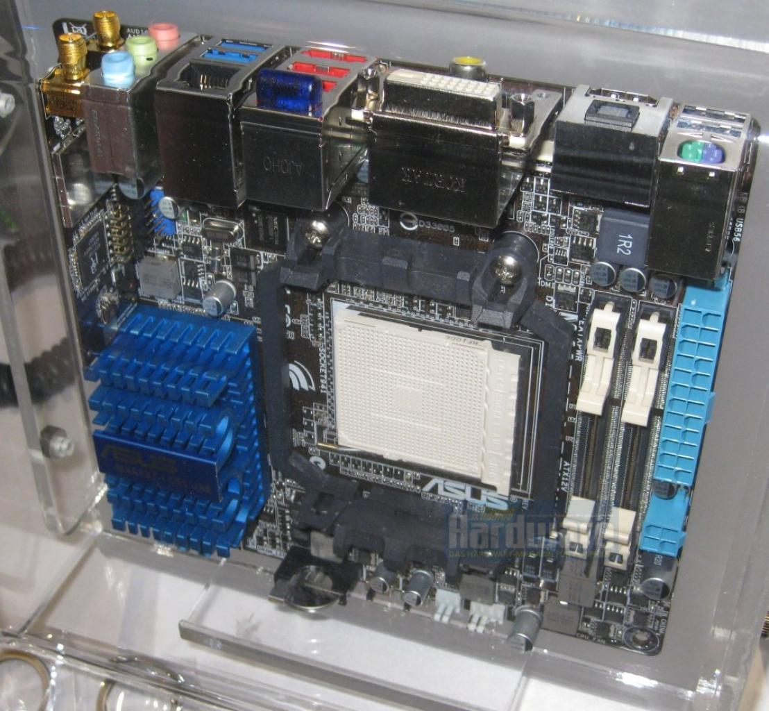 [02/06/2010] Asus M4A88T-I Deluxe 02