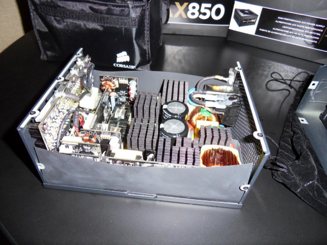 [01/06/2010] Corsair AX-Netzteil (4)