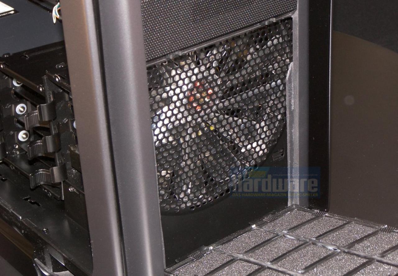 [01/06/2010] Corsair 600T 06