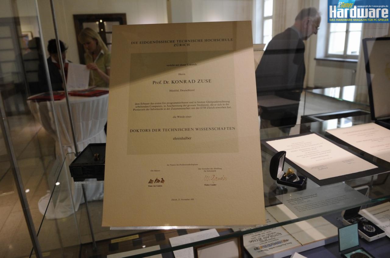 [17/06/2010] Sonderausstellung: 100 Jahre Konrad Zuse - Einblicke in den Nachlass