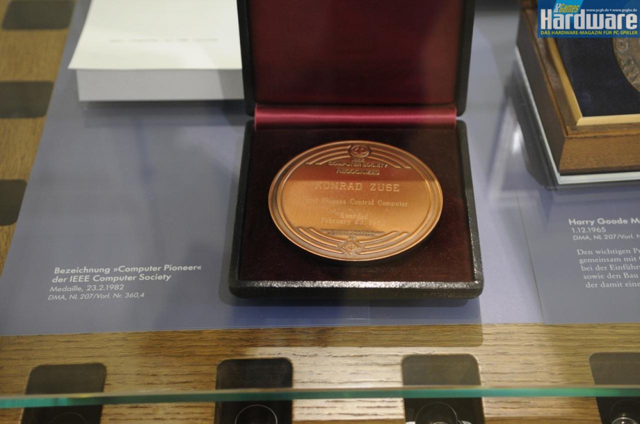 [17/06/2010] Sonderausstellung: 100 Jahre Konrad Zuse - Einblicke in den Nachlass