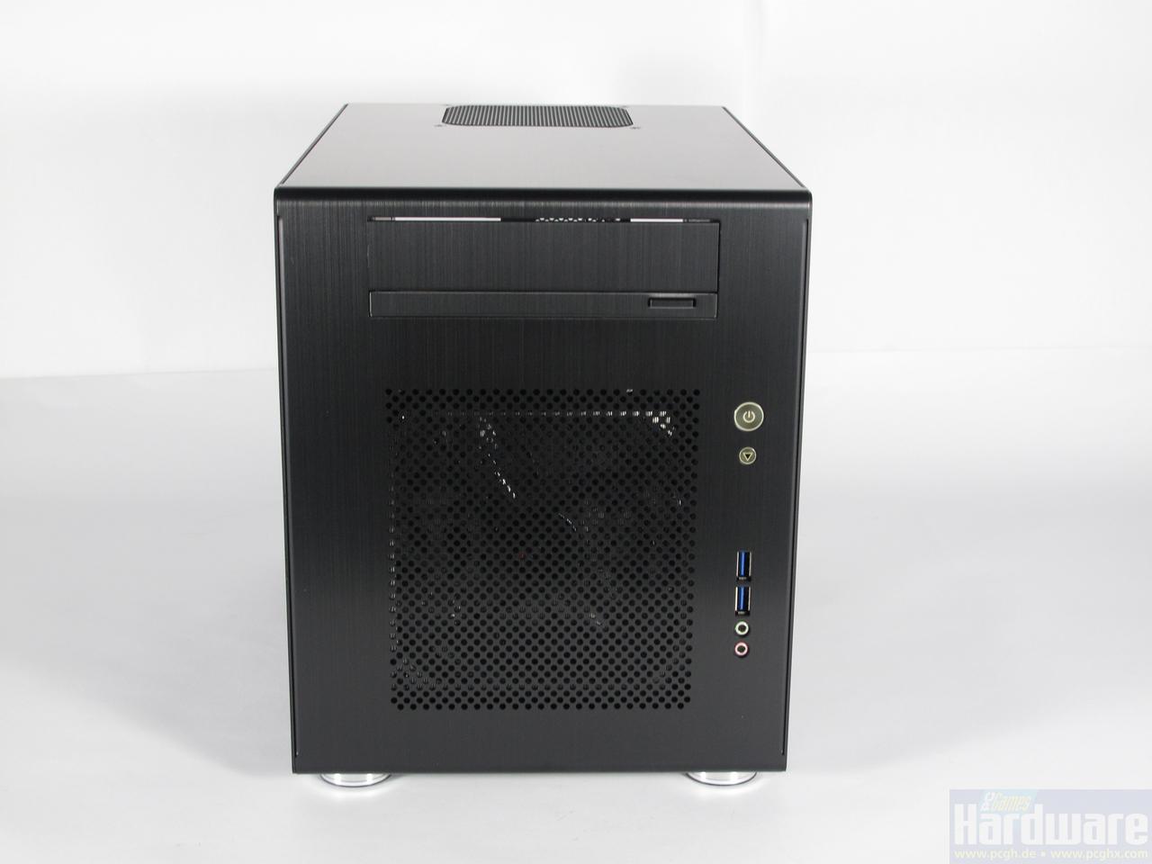 [08/06/2010] Lian Li PC-Q08 (2)