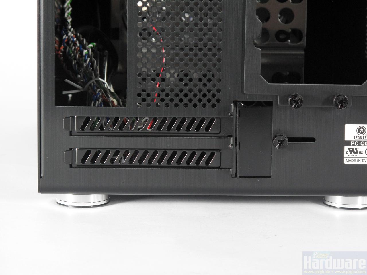 [08/06/2010] Lian Li PC-Q08 (6)