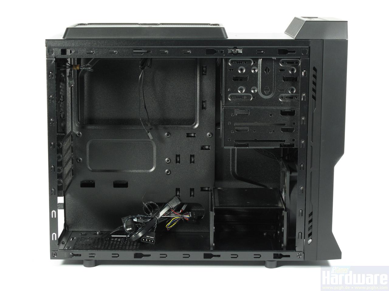 [01/06/2010] NZXT Vulcan: Kompaktes Micro-ATX-Gehäuse (7)