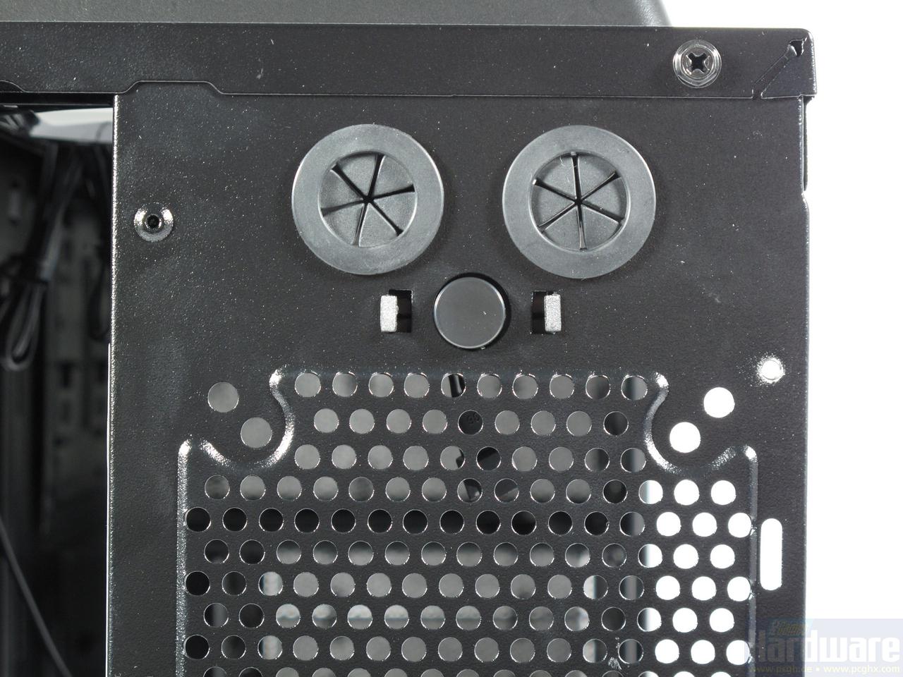 [01/06/2010] NZXT Vulcan: Kompaktes Micro-ATX-Gehäuse (10)