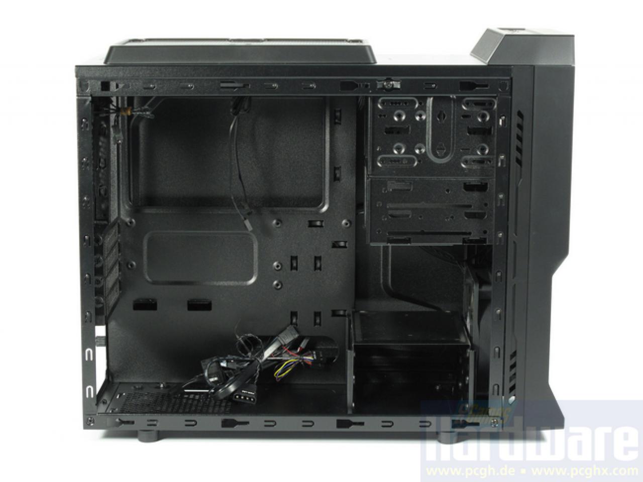 [01/06/2010] NZXT Vulcan: Kompaktes Micro-ATX-Gehäuse (15)
