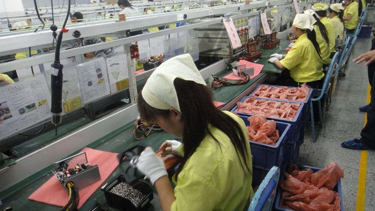 [16/06/2010] Was verbirgt sich wohl in den schweinchenrosa Tüten?
