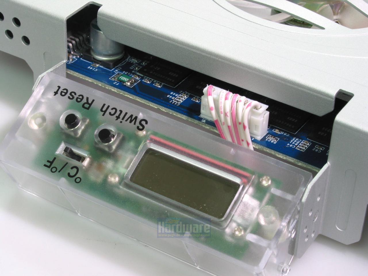 [25/06/2010] Wiederum Prolink bot die Direct-Display-Technik auf auch dieser FX-5900-Karte an.