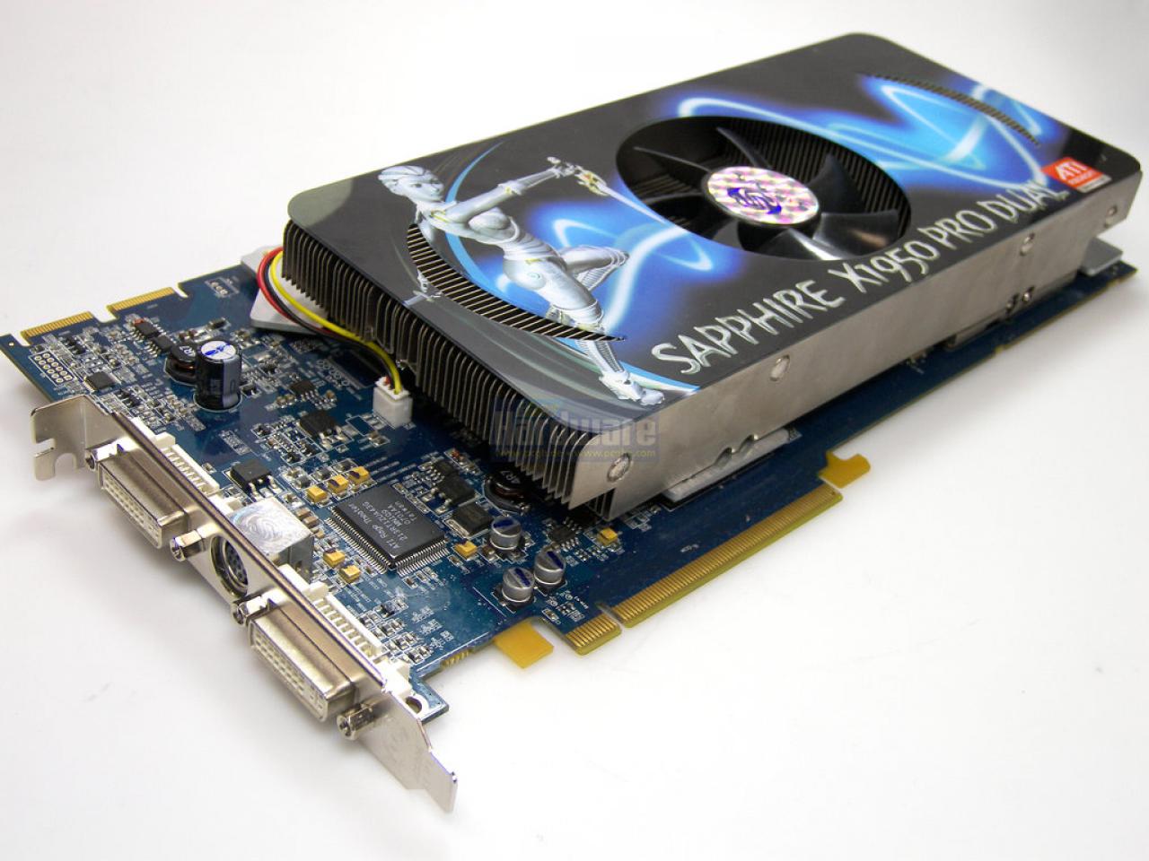[25/06/2010] Das Schicksal vieler Mittelklasse-Dual-GPU-Karten teilt auch die doppelte X1950 Pro - doch selbst wenn man sie im Duett zu Quad-Crossfire, dem späteren Crossfire-X verbinden konnte, zu mehr als interessiertem Staunen auf Messen war die Karte selten nütze.