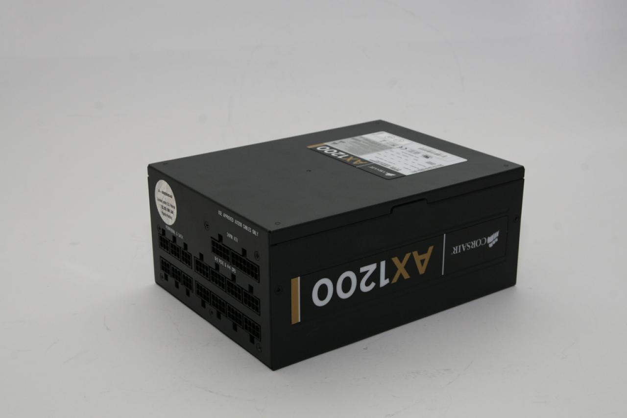 [02/06/2010] Corsair AX1200 Bild 3