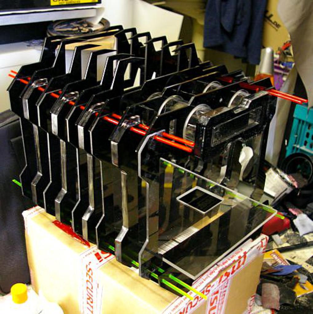 [20/06/2010] Faszinierende Mini-ITX-Casecon inklusive Wasserkühlung (19)