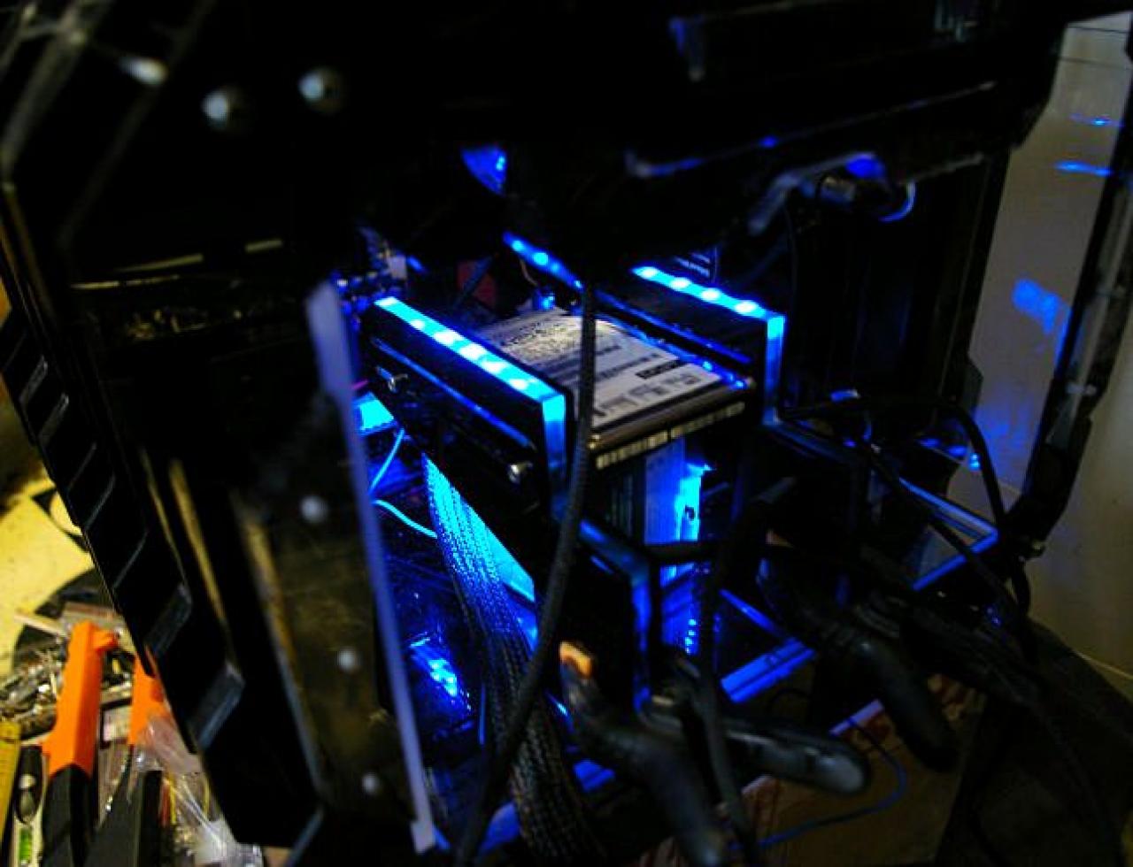[20/06/2010] Faszinierende Mini-ITX-Casecon inklusive Wasserkühlung (65)