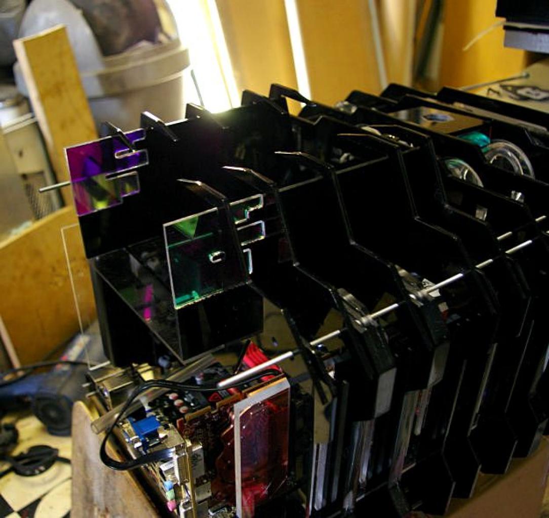 [20/06/2010] Faszinierende Mini-ITX-Casecon inklusive Wasserkühlung (66)