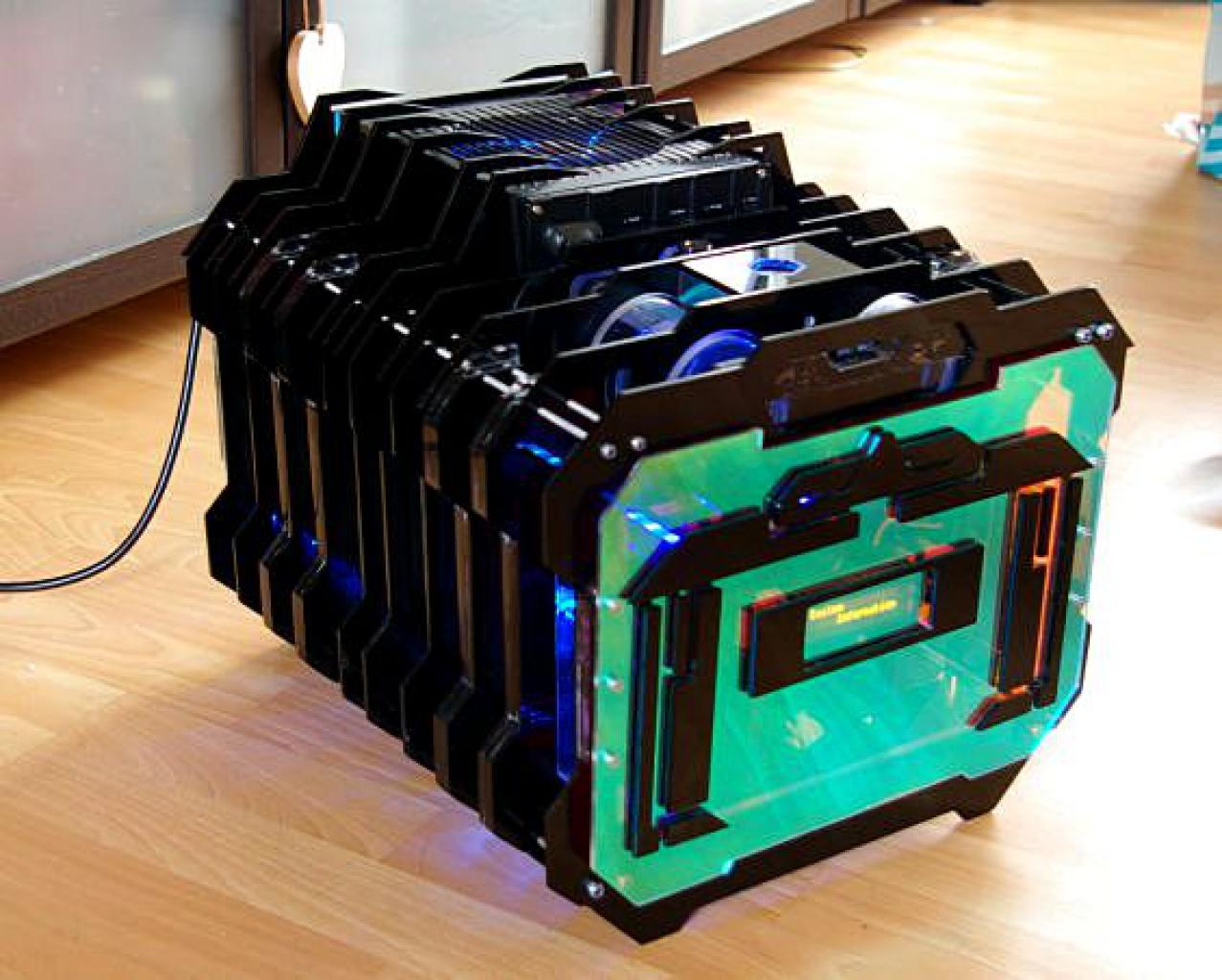 [20/06/2010] Faszinierende Mini-ITX-Casecon inklusive Wasserkühlung (80)