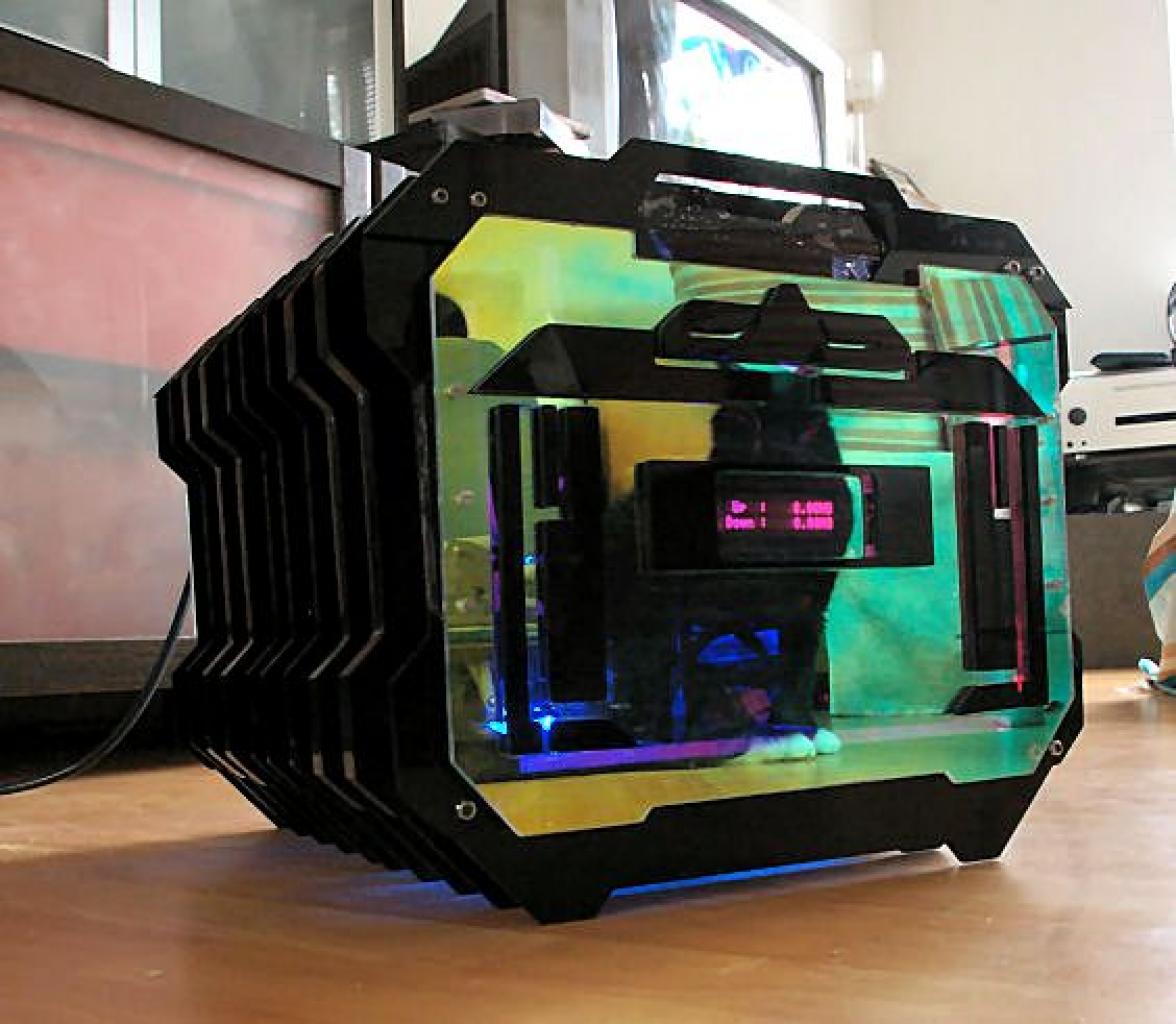 [20/06/2010] Faszinierende Mini-ITX-Casecon inklusive Wasserkühlung (84)