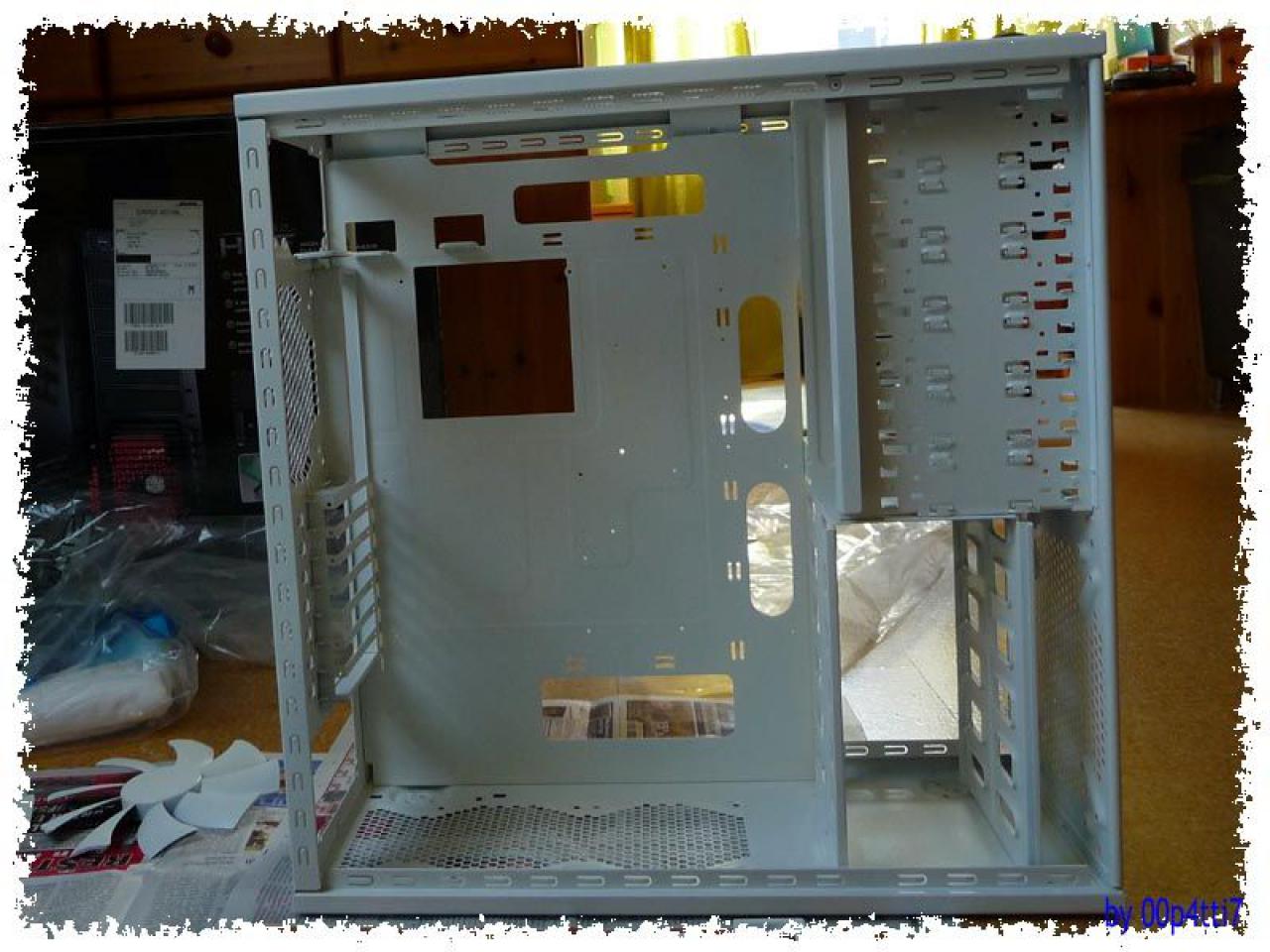[24/06/2010] Cooler-Master-HAF-932-Casemod in Grün-Weiß (8)