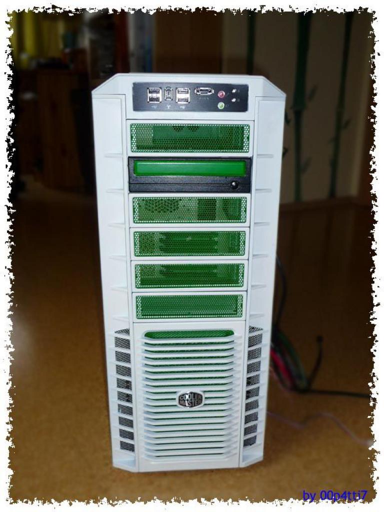 [24/06/2010] Cooler-Master-HAF-932-Casemod in Grün-Weiß (17)