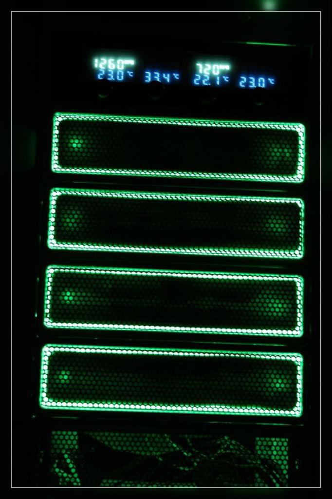 [24/06/2010] Cooler-Master-HAF-932-Casemod in Grün-Weiß (67)