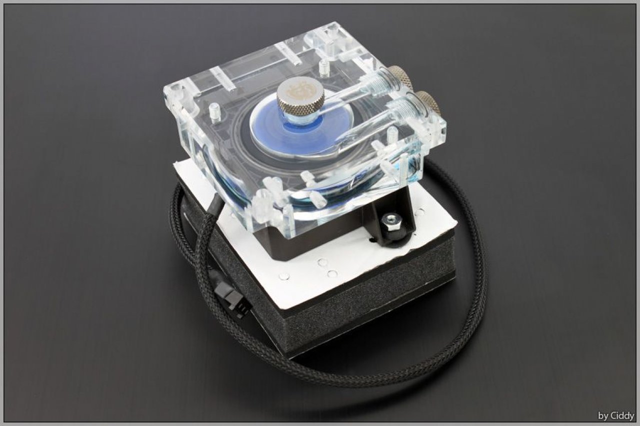 [05/06/2010] Stilsicheres Casemod-Projekt: Performance meets Design - Update (13)
