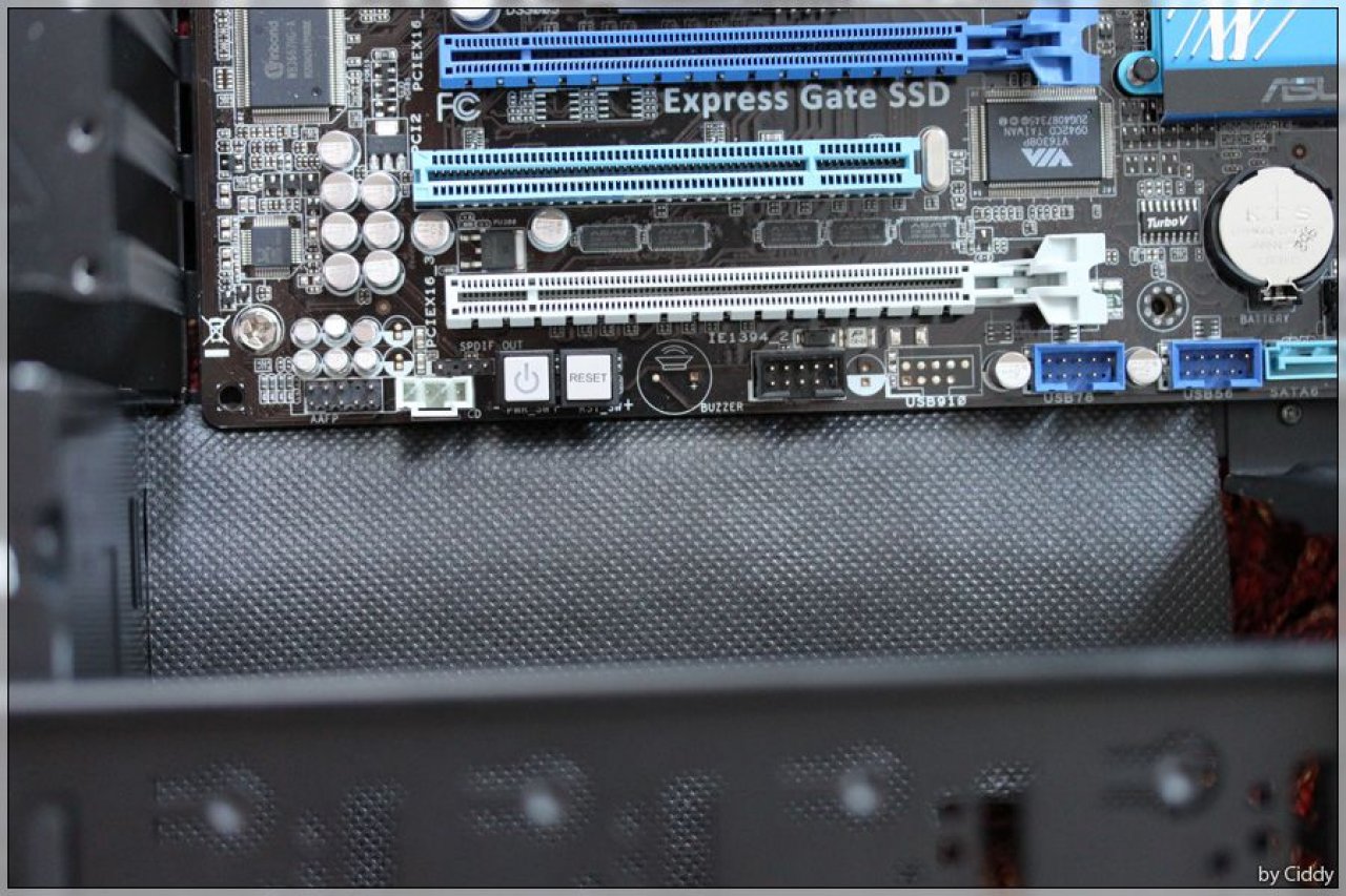 [24/06/2010] Stilsichere Casemod: Performance meets Design - Update (21)
