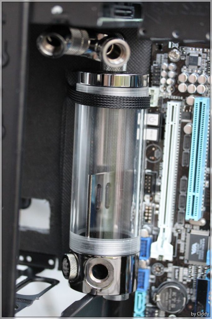[24/06/2010] Stilsichere Casemod: Performance meets Design - Update (23)