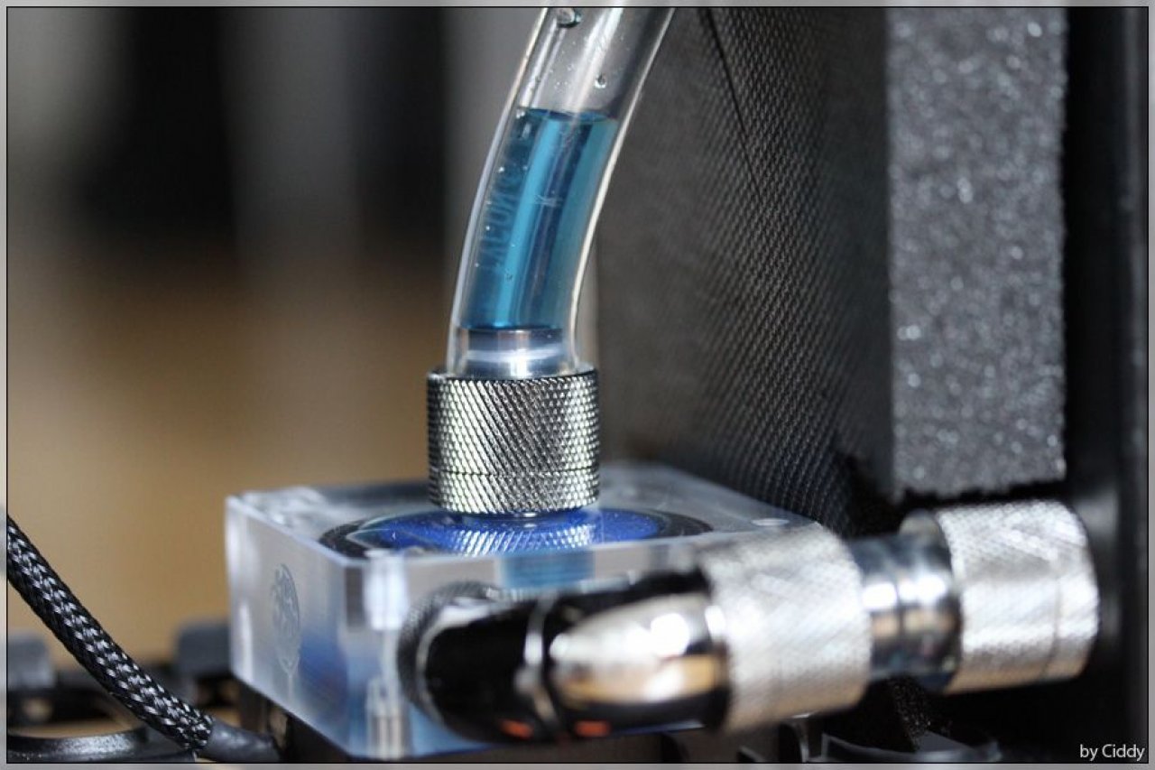 [24/06/2010] Stilsichere Casemod: Performance meets Design - Update (26)