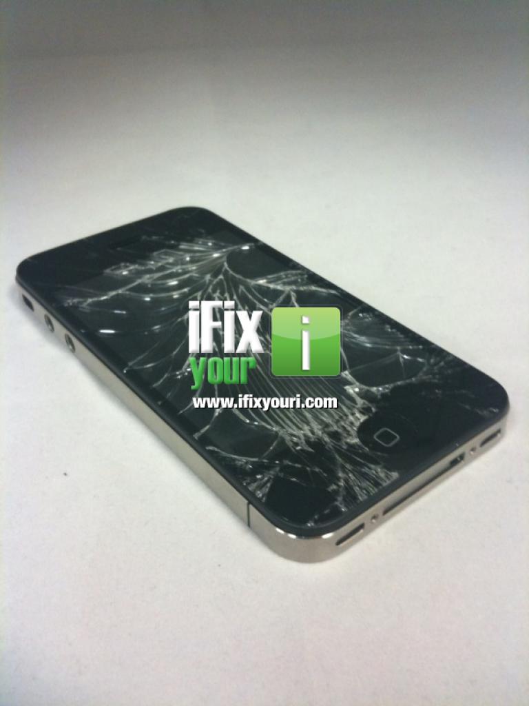 [20/06/2010] Iphone 4 nach dem dritten Fall aus einem Meter Höhe. (1)