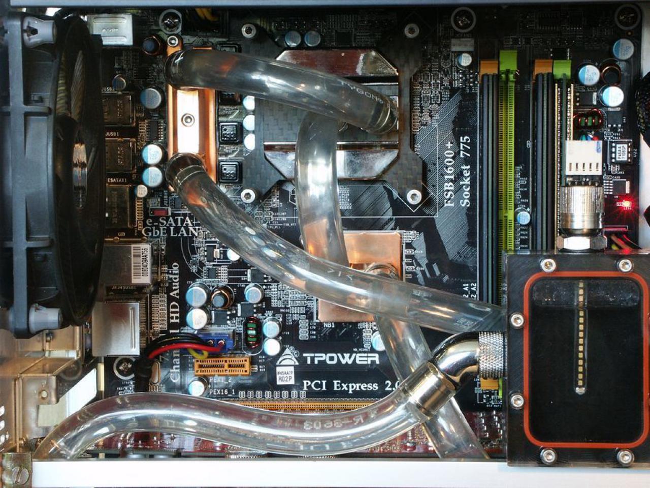 [06/06/2010] Casemod von Schienenbruch - Update (9)