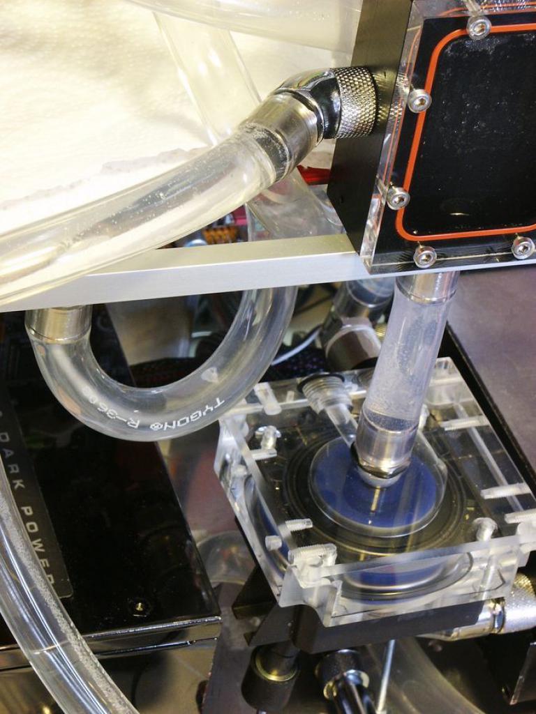 [06/06/2010] Casemod von Schienenbruch - Update (15)