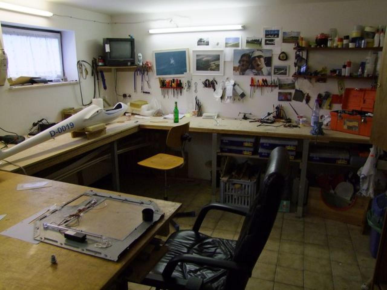 [25/07/2010] Bastel-Schreibtisch by Scheolin