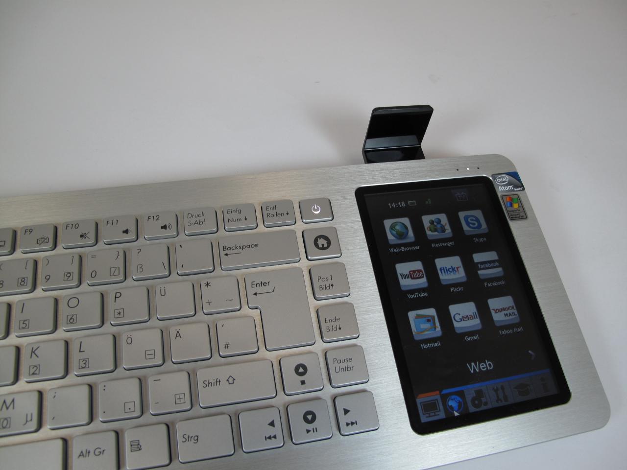 [07/07/2010] Asus Eee Keyboard PC