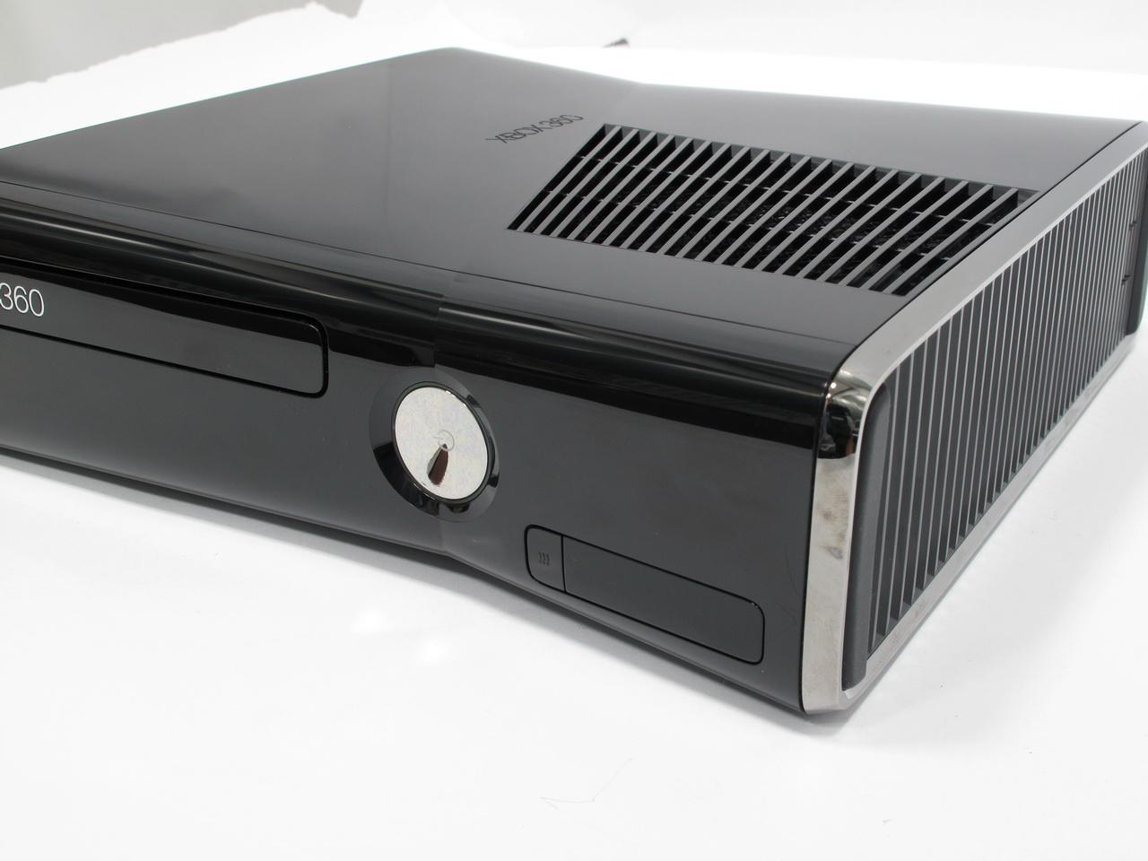 [15/07/2010] Impressionen Xbox 360 S (4)