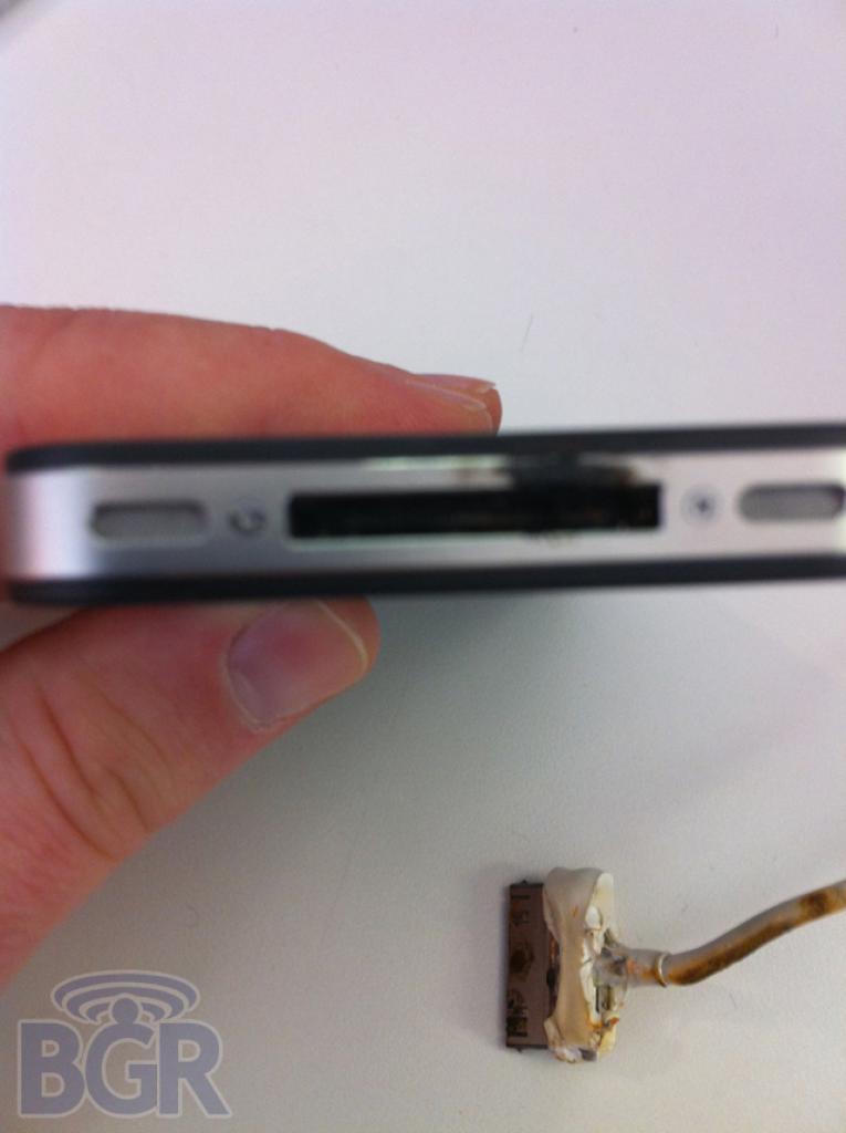 [09/07/2010] Abgebranntes iPhone 4.