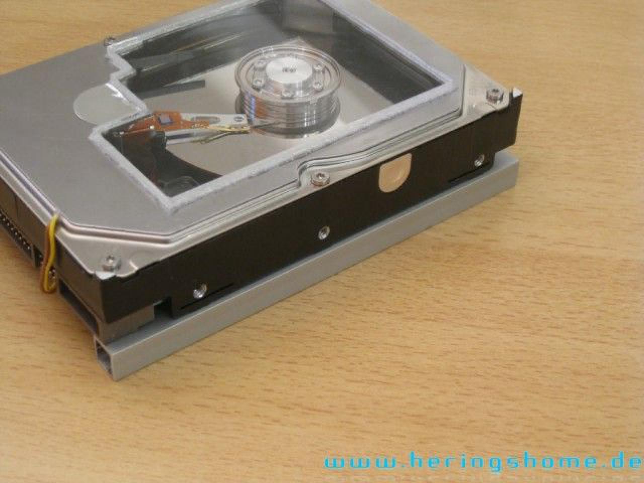[03/07/2010] Casecon-Projekt: Mini-ITX-Gehäuse im Eigenbau - Nun mit LED-Beleuchtung und mehr (7)
