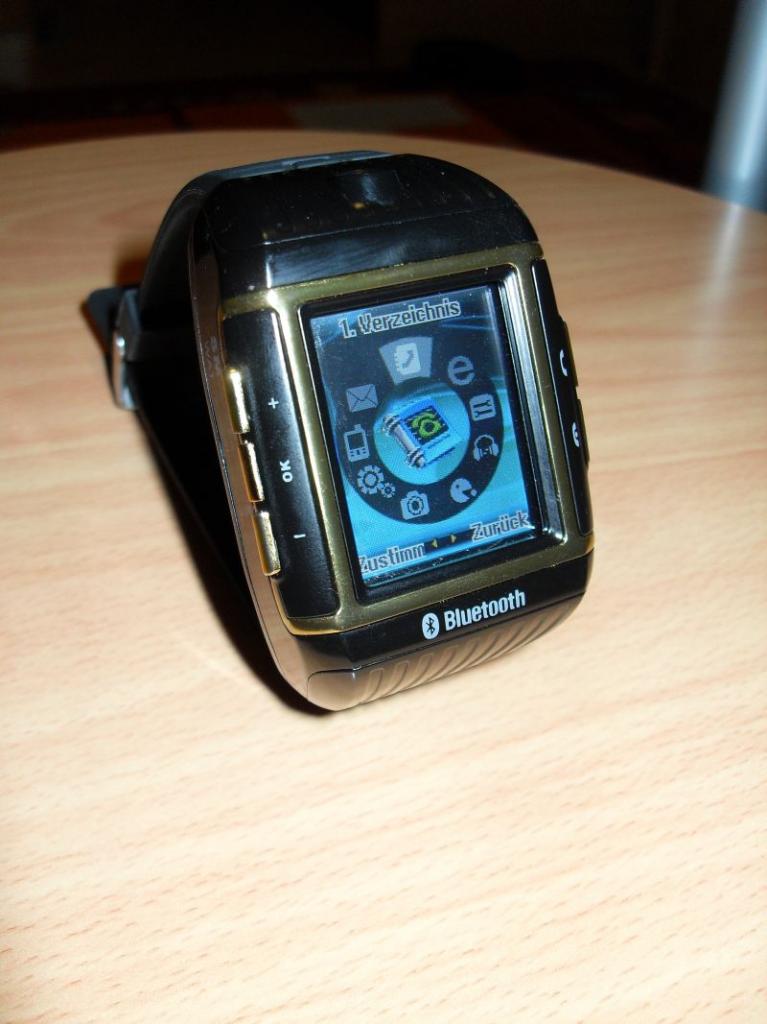 [08/08/2010] Handy-Uhr by totovo (2)