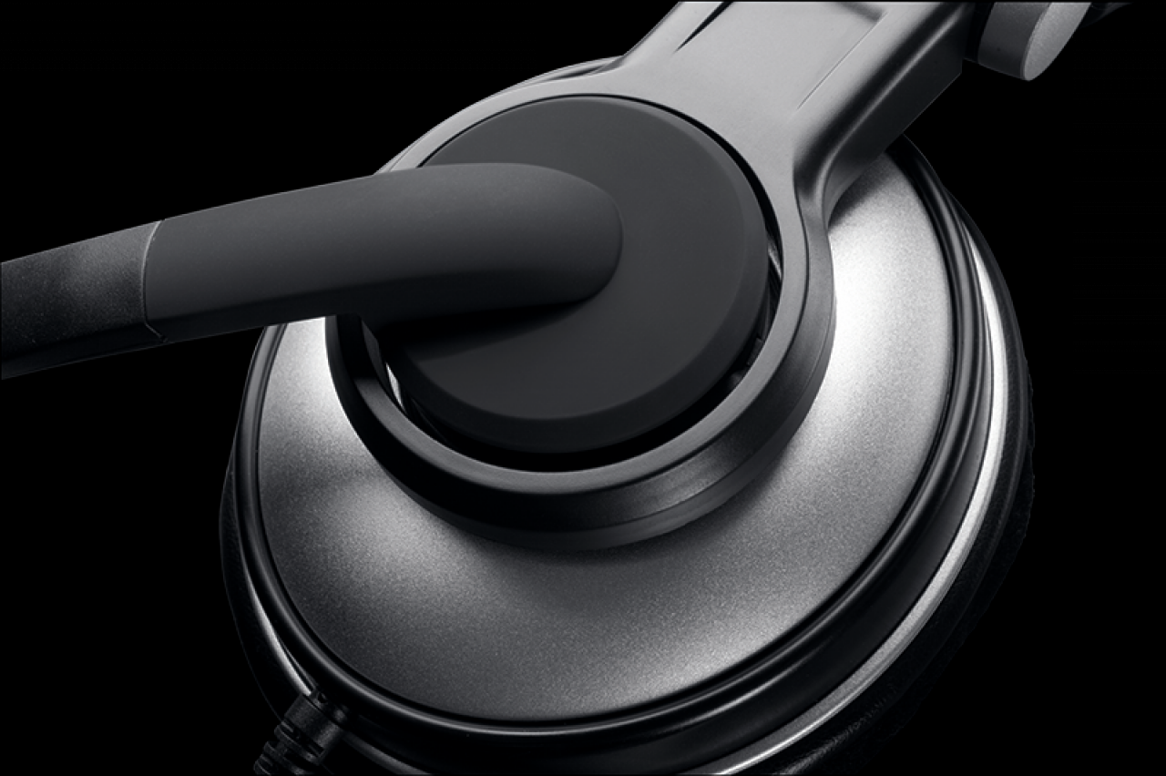 [31/08/2010] Corsair HS1 Gaming-Headset (5)